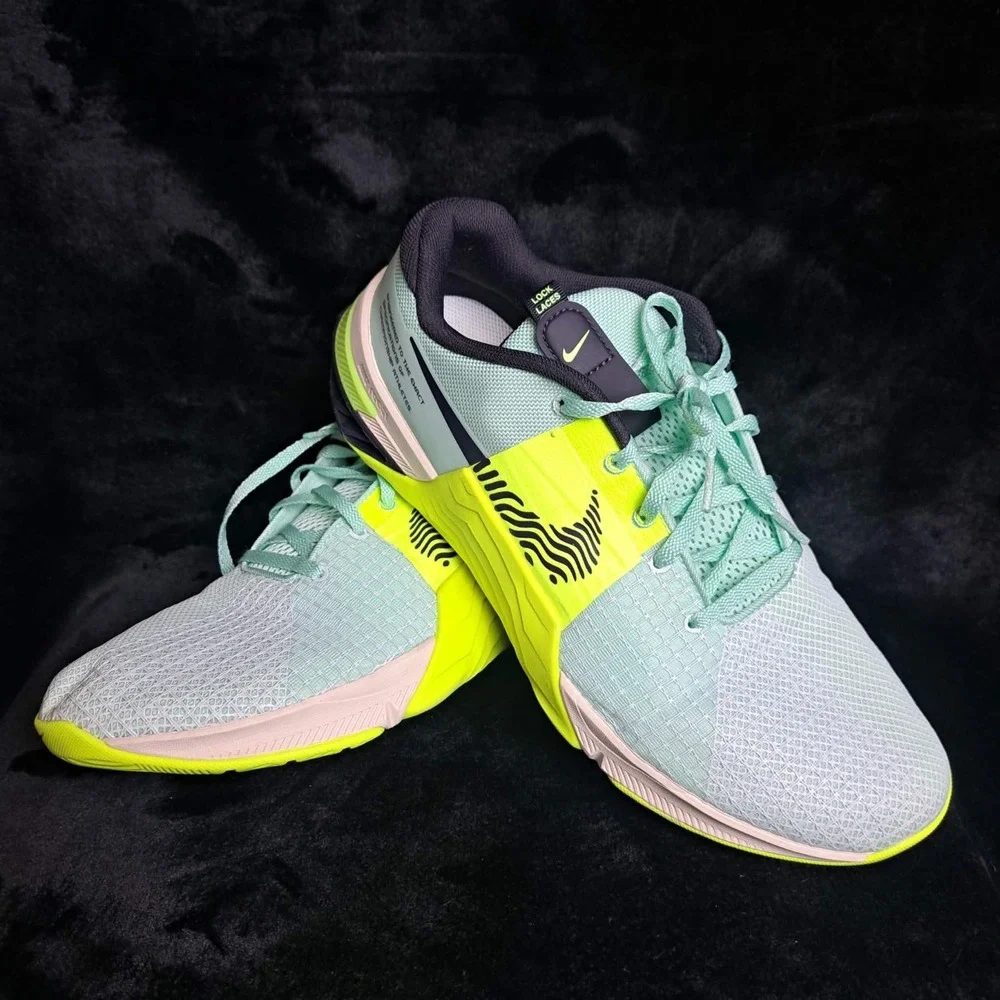 Nike Metcon 8 Green Yellow Mens US Size 11.5 EUR‎ 45.5 DO9328-300 Sneakers
